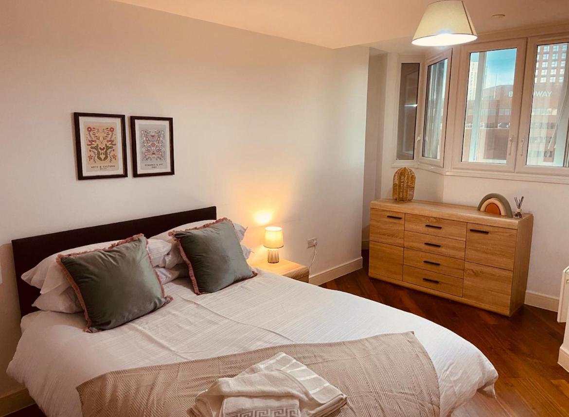 From - Modern 1 Bedroom In Centre - Ideal For Family, Business And Leisure